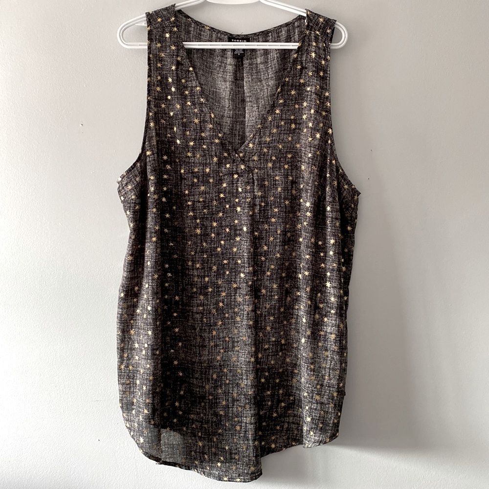 Torrid Melange w/ Gold foil star Pattern Sleeveless Tunic